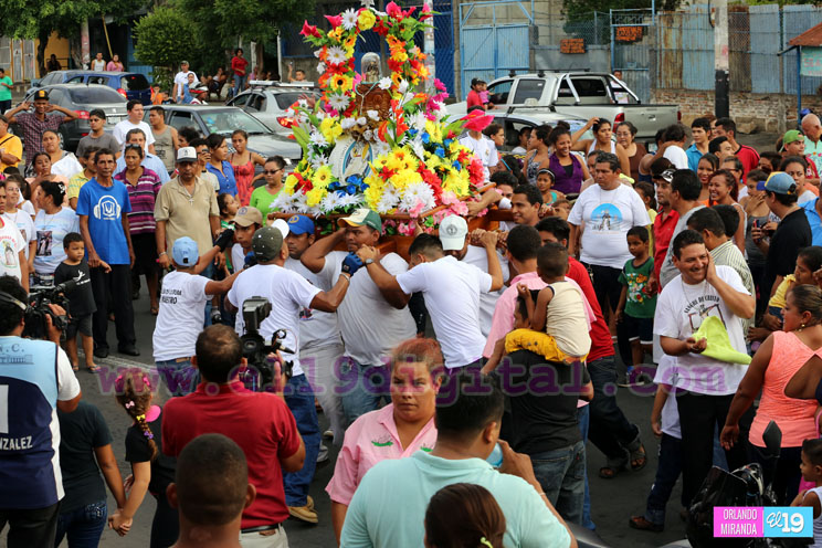 Mocito de Santo Domingo de Guzmán recorre Barrio La Luz