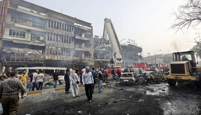 Asciende a 200 en número de muertos tras un atentado suicida en Bagdad asumido por el EI