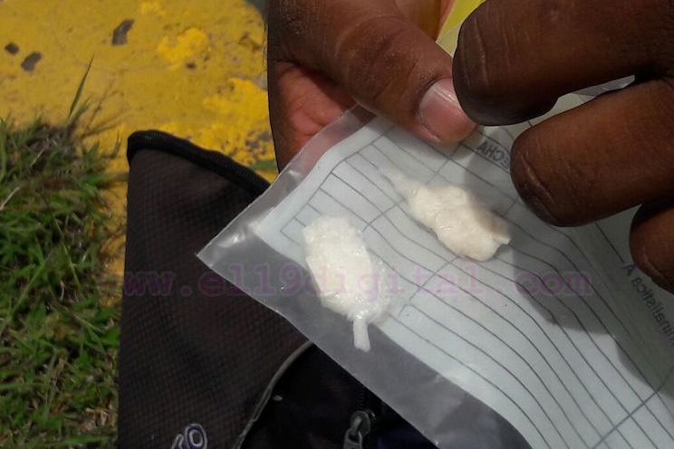 Quiebre al narcomenudeo: trasegaban piedras crack en la boca