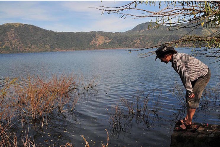 Buscando a la Moga en la Laguna de Xiloá