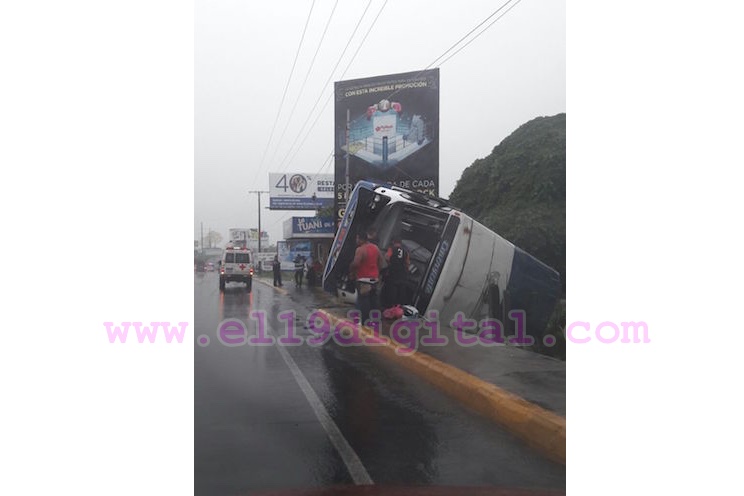 Colisionan ruta Ticuantepe-Managua y camioncito en carretera a Masaya