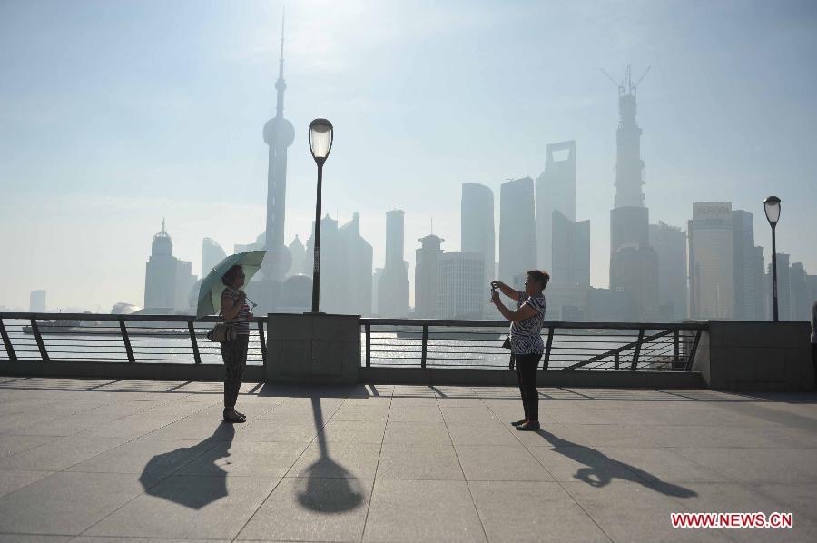 China en alerta por intensa ola de calor en Shangai