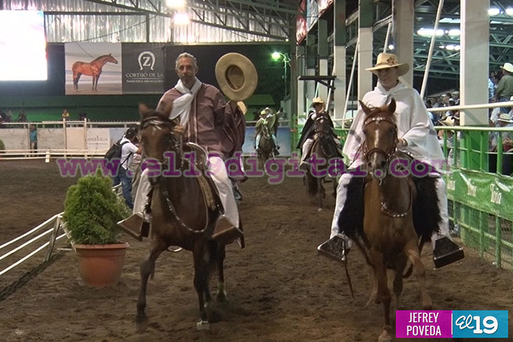 Majestuosa gala ecuestre en Feria Expica Permanente