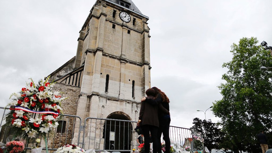Identifican al segundo atacante de iglesia en Francia