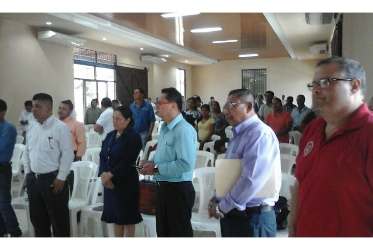 Buen Gobierno brinda seguridad jurídica a congregaciones evangélicas de León y Chinandega