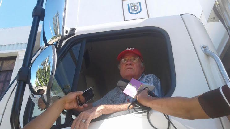Llega tercer camión recolector de desechos para cumplir demanda de leoneses