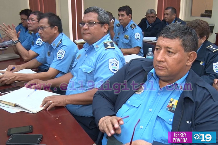 Jefes policiales evalúan planes de trabajo a nivel nacional