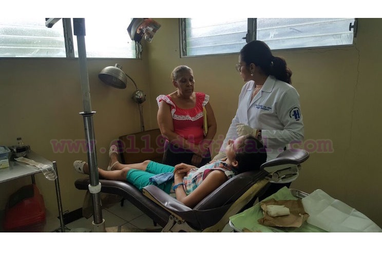 Realizan jornada de salud bucal en el hospital Manolo Morales 
