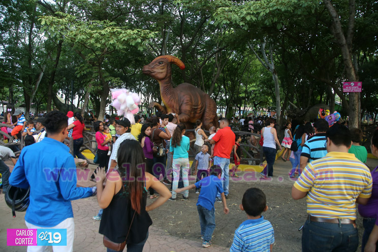 Familias disfrutan de atractivo Parque Saurio en el municipio de Nindirí