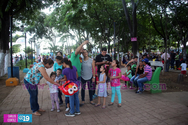 Familias disfrutan de atractivo Parque Saurio en el municipio de Nindirí