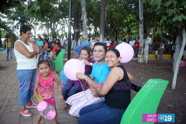 Familias disfrutan de atractivo Parque Saurio en el municipio de Nindirí
