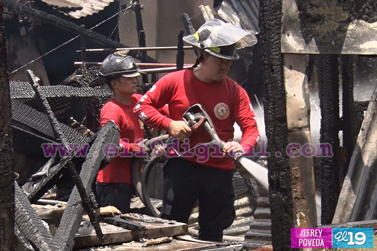 Incendio afecta viviendas en cercanías de Instituto de Medicina Legal
