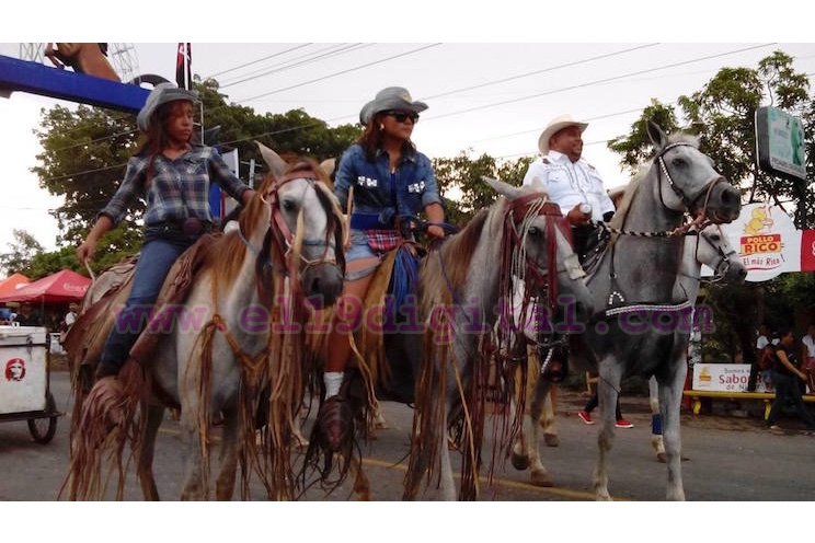 Granada realiza tradicional Desfile Hípico