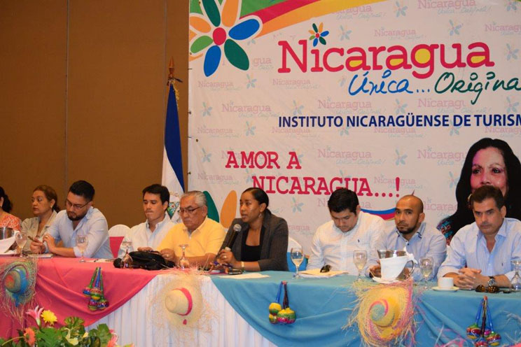 INTUR sostiene encuentro con representantes de agencia de viaje y Tour operadoras 