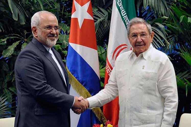 Resaltan en Irán fructífera visita de canciller Zarif a Cuba