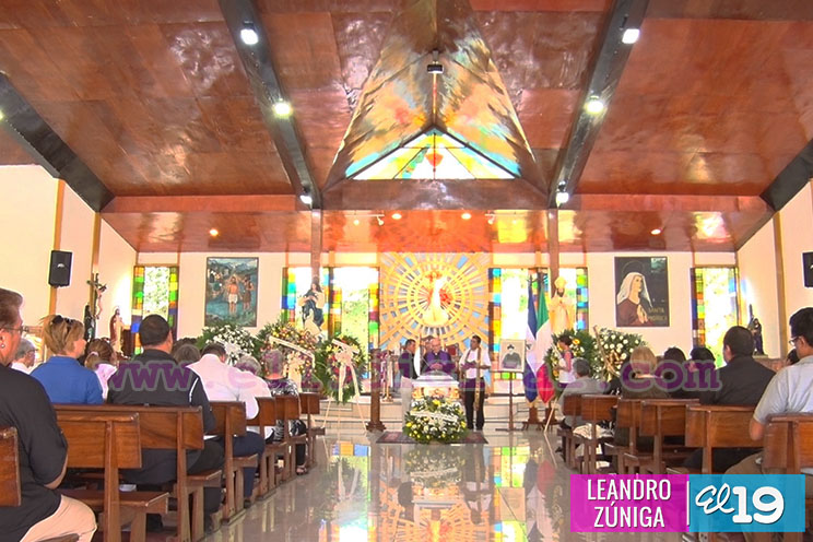 Cardenal Obando pide por el descanso eterno de Monseñor Benito Pittito La Bella
