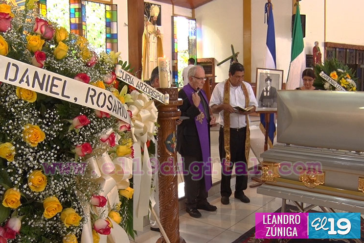 Cardenal Obando pide por el descanso eterno de Monseñor Benito Pittito La Bella