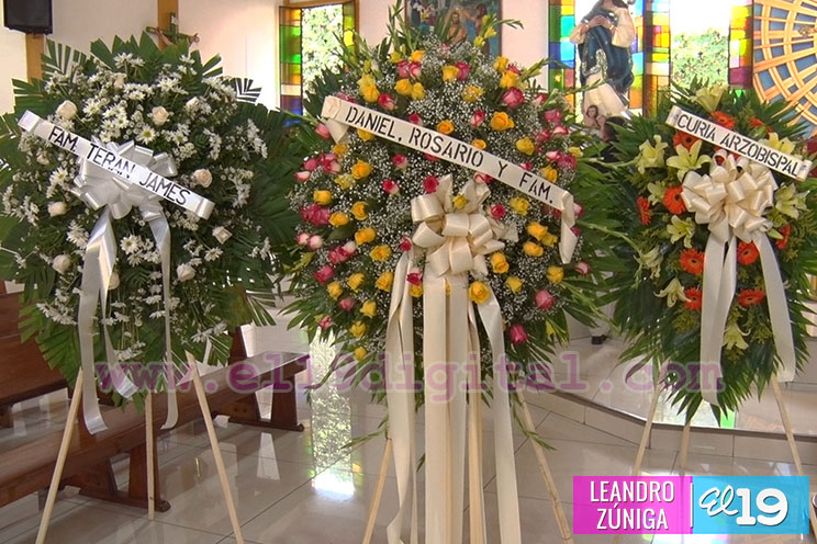 Cardenal Obando pide por el descanso eterno de Monseñor Benito Pittito La Bella