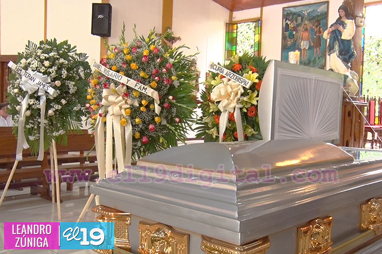 Cardenal Obando pide por el descanso eterno de Monseñor Benito Pittito La Bella