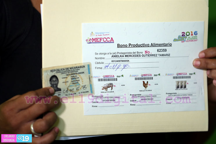 Familias de Mateare reciben Bono Productivo Alimentario