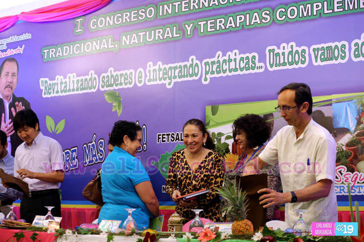 Concluye congreso internacional de medicina tradicional, natural y terapias complementarias