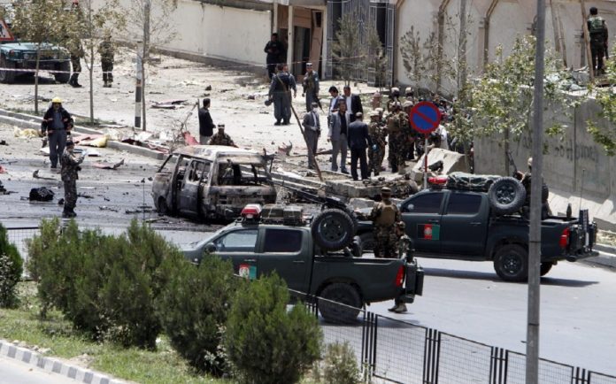Doble atentado en Kabul causa al menos 24 muertos