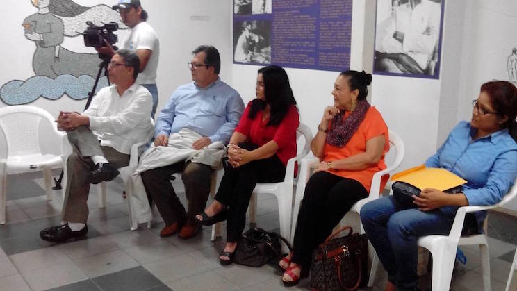 Intelectuales chilenos y nicaragüenses participan de conversatorio sobre Darío