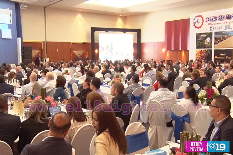 Reconocen la labor del empresario en el país y la región
