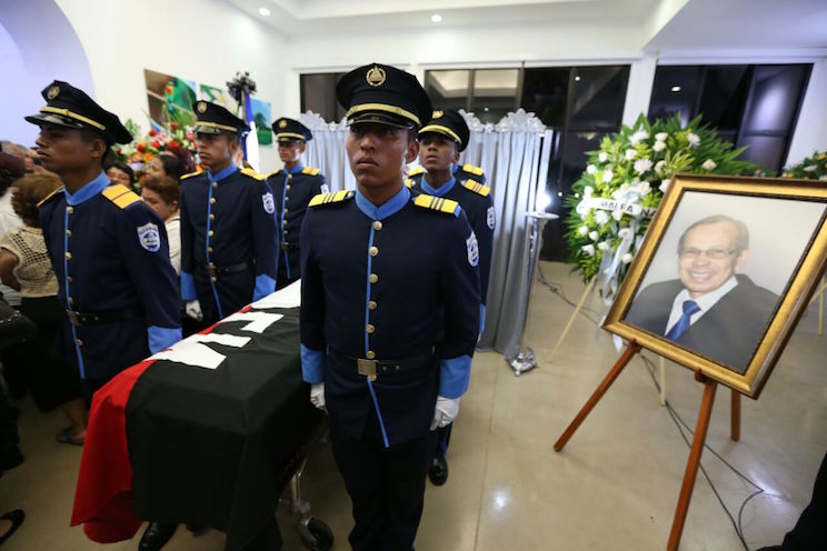 En Fotos: Vela de cuerpo presente del compañero René Núñez Téllez, presidente de la Asamblea Nacional