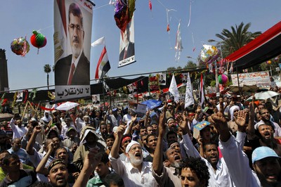 Prolongan detención de Mursi en Egipto