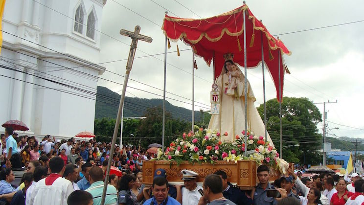 Feligresía Católica de Matagalpa Celebra a su Santa Patrona, La Virgen de la Merced