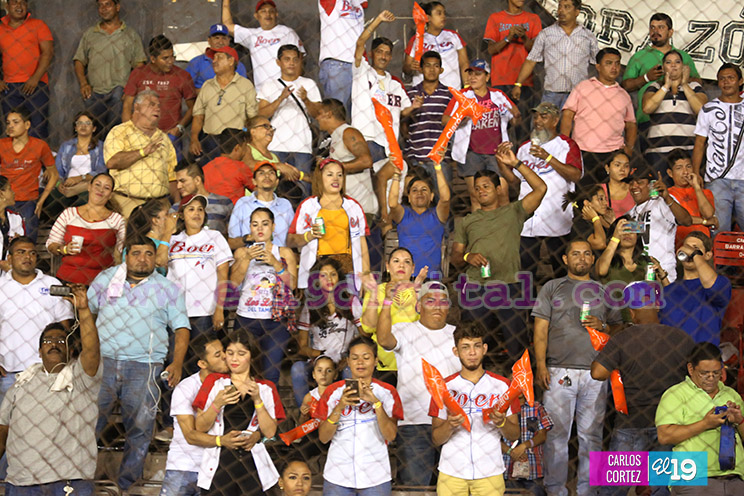 Más de 7 mil personas llenaron el Estadio Nacional Denis Martínez (FOTOS)