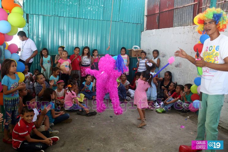 Niños alaban a Dios y disfrutan de mañana recreativa
