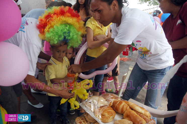 Niños alaban a Dios y disfrutan de mañana recreativa