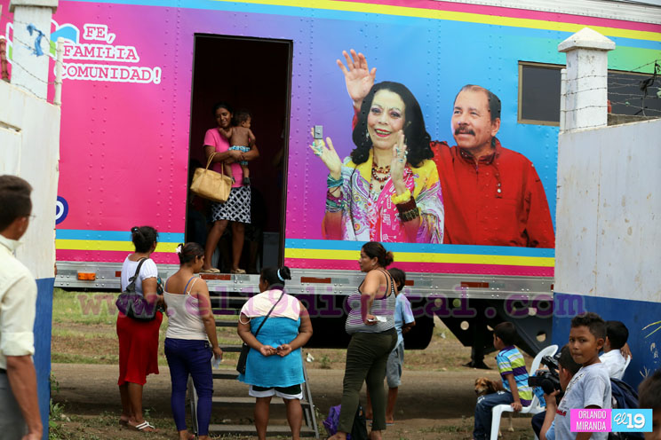 Más familias protagonizan atención médica a través de Clínicas Móviles