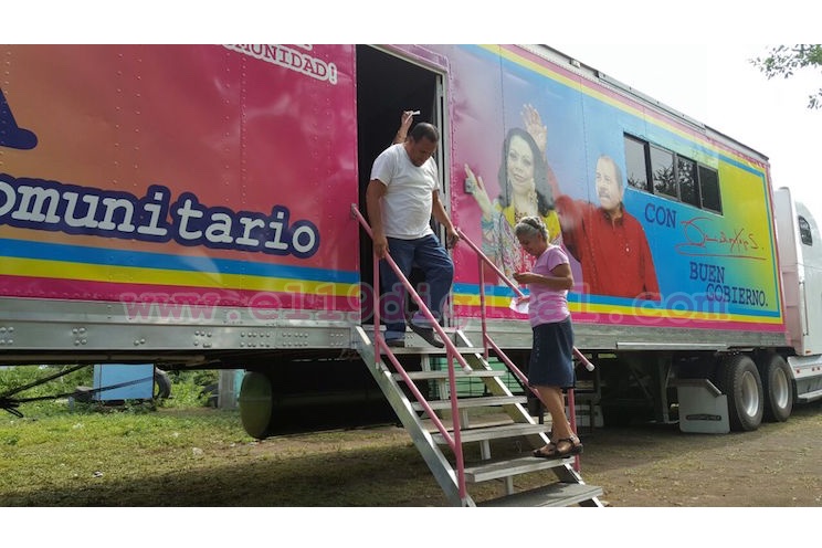 Rosario destaca atención de las clínicas móviles en todo el país