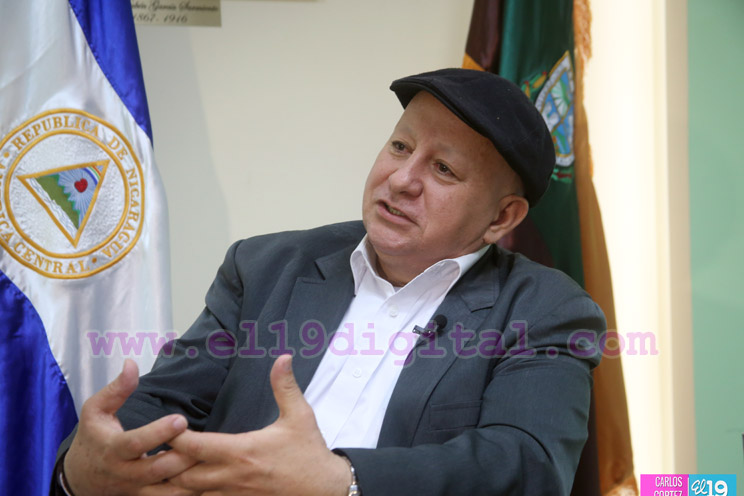Nicaragua implementará la Universidad Abierta en Línea en el 2017