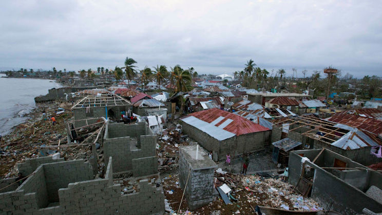 Más de 800 muertos en Haití tras paso del huracán Matthew