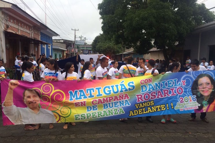 Familias de Matiguás participan en Caminata Adelante con Daniel!