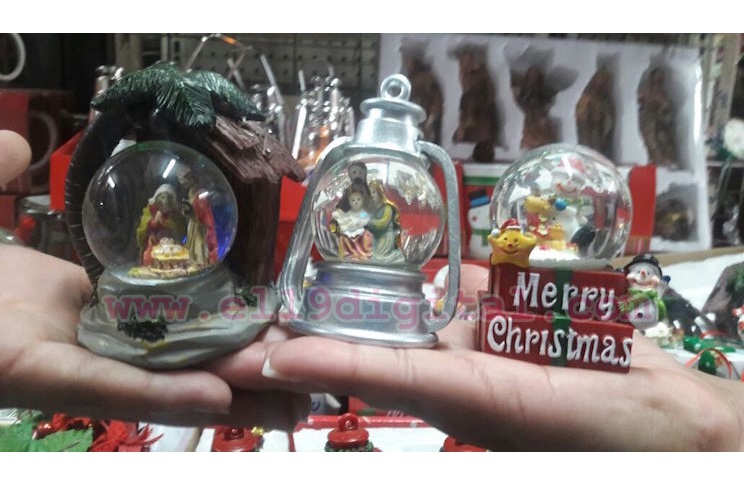 Mercado Roberto Huembes abastecido de productos para la Purísima y Navidad