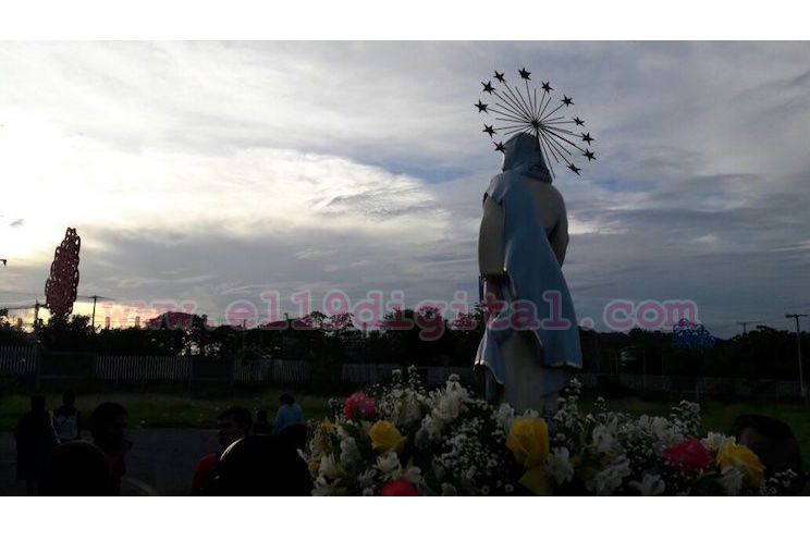 Capitalinos celebran última aparición de la Virgen de Cuapa