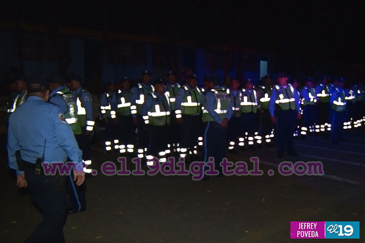 Policía de tránsito desplegada en Managua toda la noche y madrugada