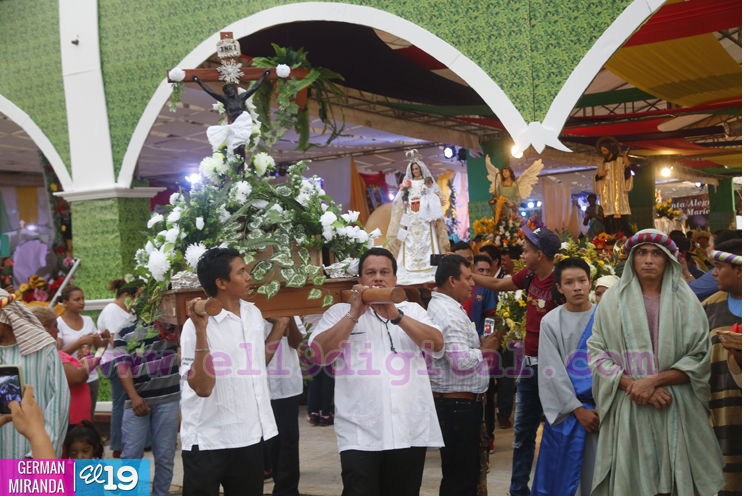 Managuas celebran a Todos los Santos en la Plaza la Fe "San Juan Pablo II"