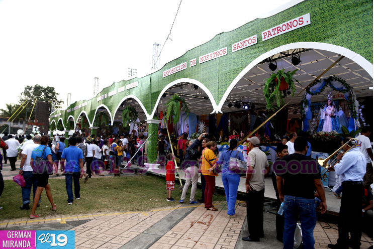Managuas celebran a Todos los Santos en la Plaza la Fe "San Juan Pablo II"