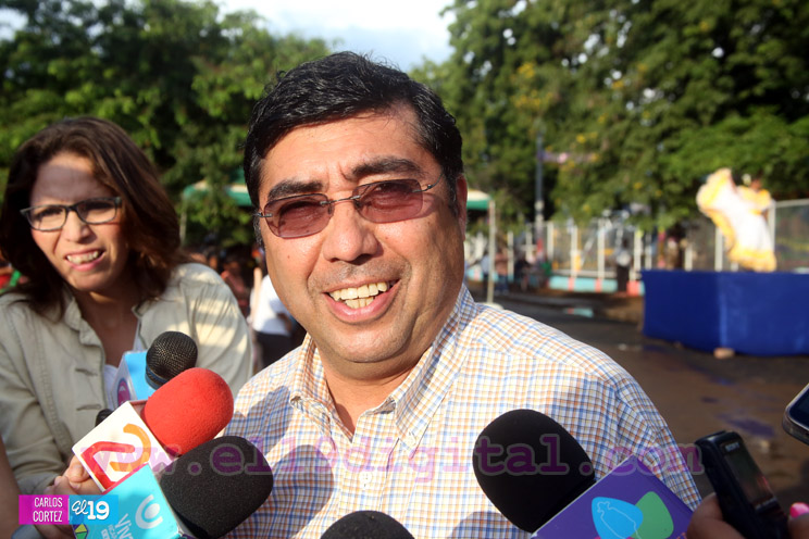 Niños del barrio Eduardo Flores disfrutan de su nuevo espacio de recreación