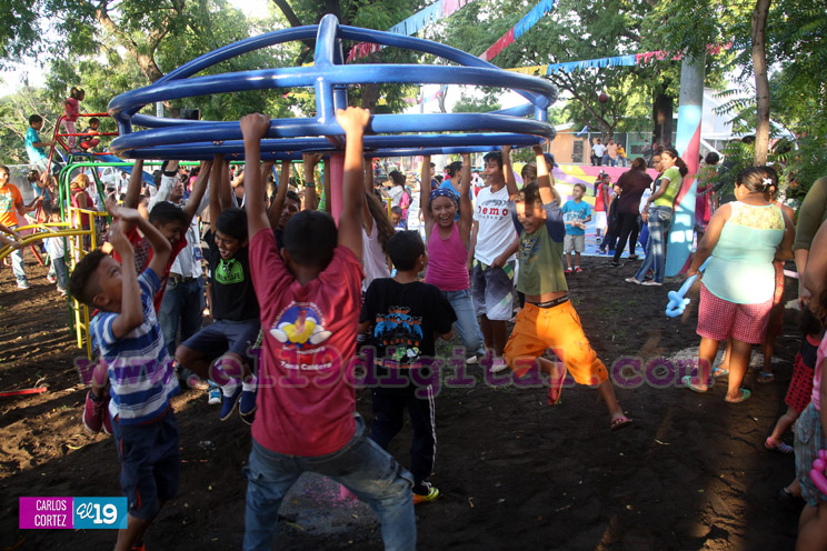 Niños del barrio Eduardo Flores disfrutan de su nuevo espacio de recreación
