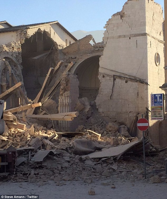 Gobierno italiano aprueba decreto para apoyar a damnificados por sismo