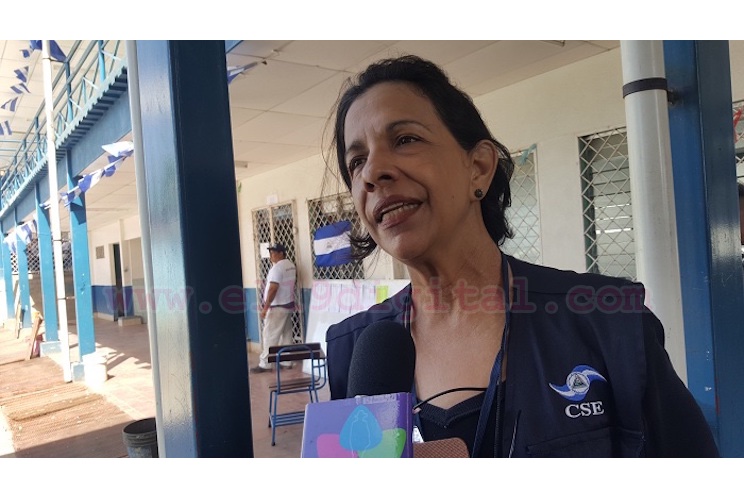 Expertos electorales destacan desarrollo del proceso electoral en orden y con tranquilidad