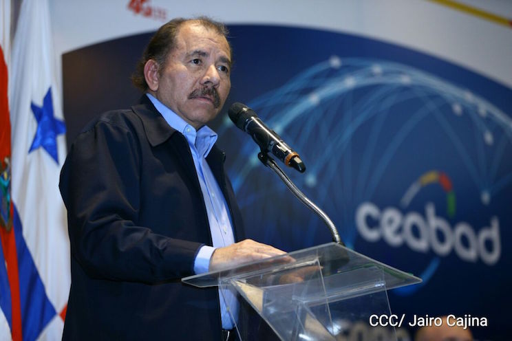 Presidente Daniel clausura V Foro Regional "Conectividad para Todos" del CEABAD