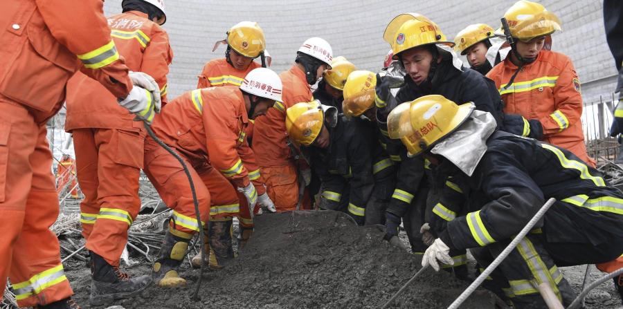 Detienen a 13 personas por derrumbe que causó 74 muertos en China